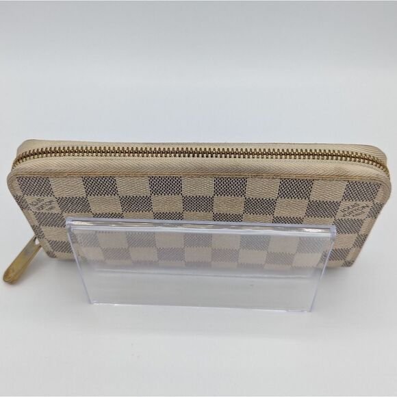 Louis Vuitton Damier Azur Zippy Wallet - Picture 5 of 15